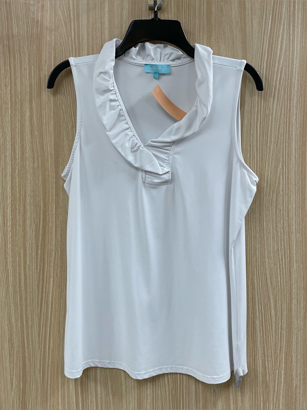 Anthony's Resort white top size large